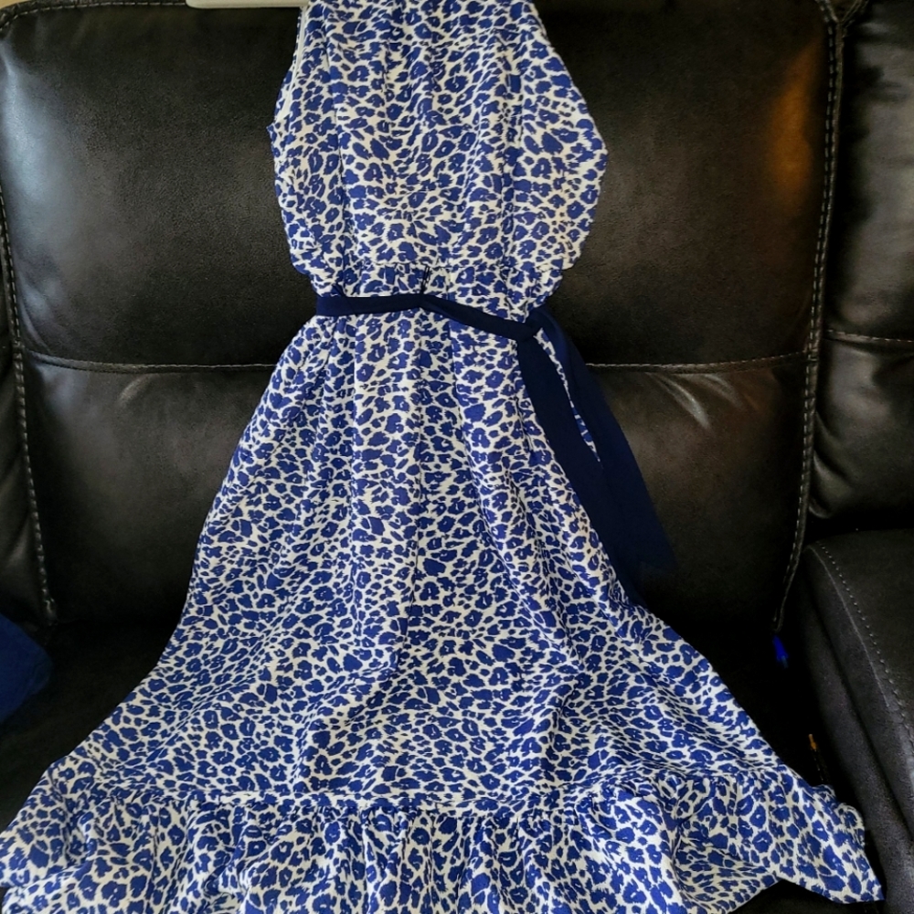 Girls dress